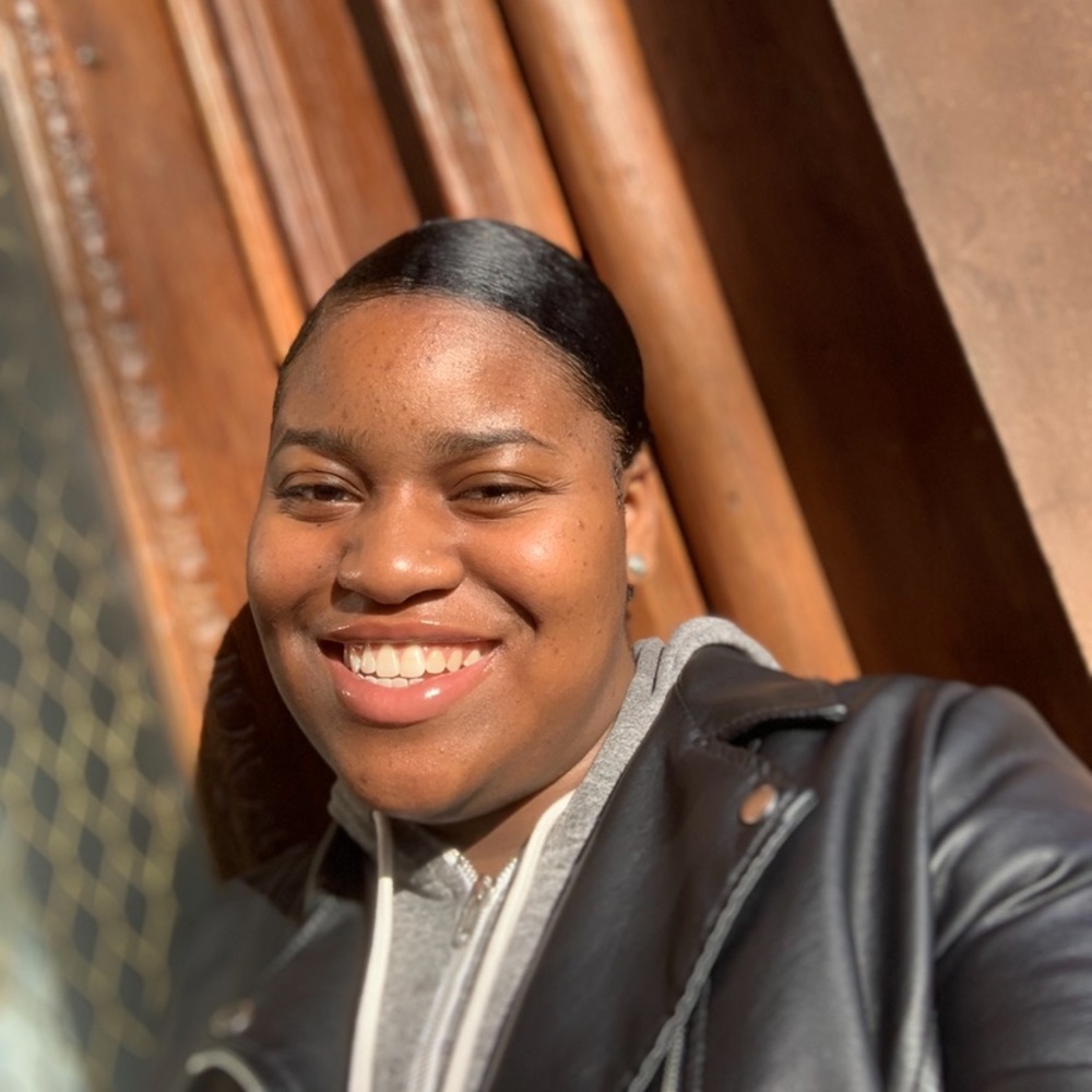 Meet your Posher, Kayla